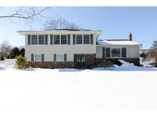 207 Andover Dr, Wayne, NJ 07470-2955