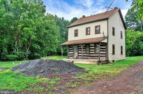 232 Forge Dam Rd, Moselem, PA 19526-7944