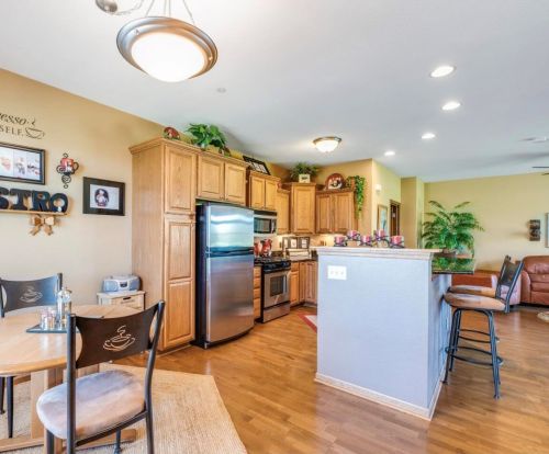 6310 43rd St, Kenosha, WI 53144-4510