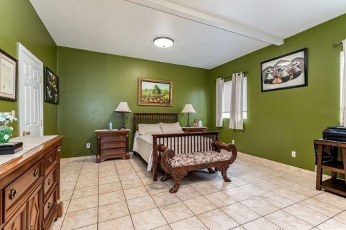 12070 Morning Ave, Downey CA  90242-2324 exterior