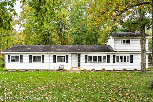 374 Long Swamp Rd, Plumsted Township, NJ 08533-2001