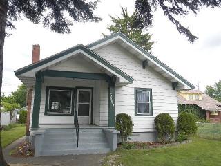 5117 Wall St, Spokane WA  99205-5260 exterior