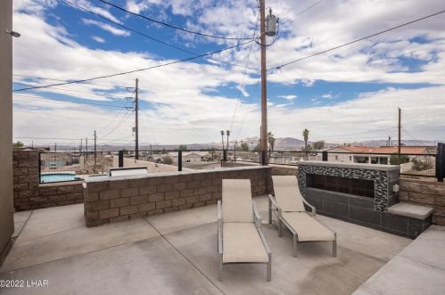 2481 Inverness Dr, Lake Havasu City AZ  86404-1272 exterior