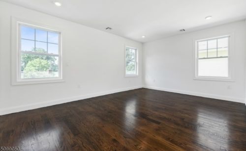 24 Cranford Ter, Cranford NJ  07016-3407 exterior