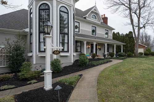 68 Canon Rdg, Newport, KY 41075-2059