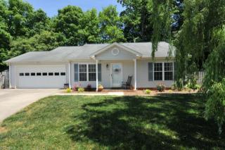 1406 Hawkcrest Ln, Winston Salem NC  27127-4868 exterior