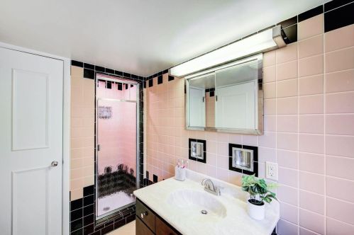 8481 Arborcrest Dr, Cincinnati OH 45236-1428 exterior