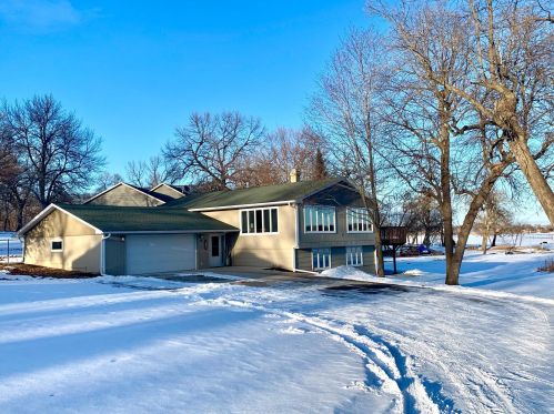 209 Elmwood Dr, Alex, MN 56308-8501