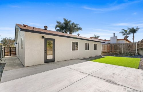 1074 Worthington St, San Diego CA  92114-5042 exterior