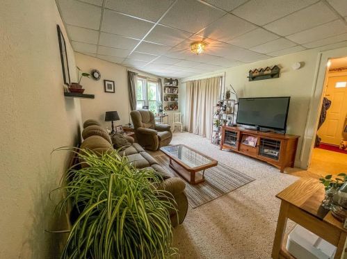 205 Declark St, Beaver Dam, WI 53916-1710