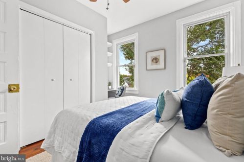 629 18th St, Washington DC  20002-7209 exterior