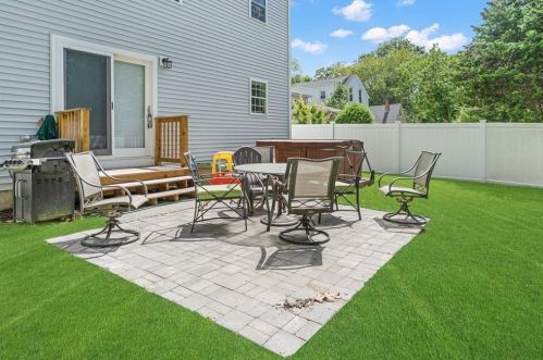 113 Pender Ave, Warwick RI  02889-4808 exterior