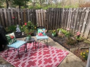 211 Oberlin Ter, Lansdale PA 19446-4962 exterior