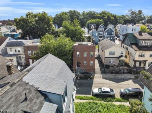 30 Grace St, Irvington NJ  07111-3506 exterior