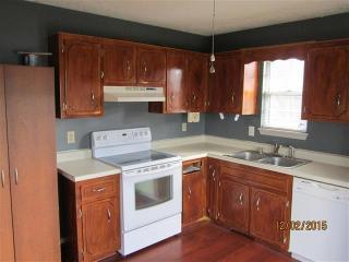 608 Artic Ave, Oak Grove KY  42262-8224 exterior