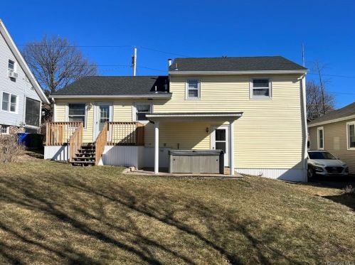 16 Winchester Ave, Middletown, NY 10940-5920