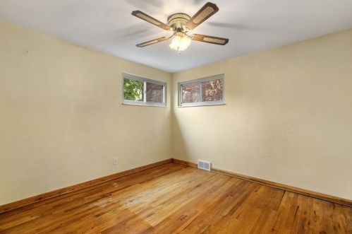 425 Fisher St, Pittsburgh PA 15210-3005 exterior