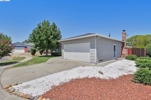 3730 Riverview Ct, West Pittsburg, CA 94565-5773
