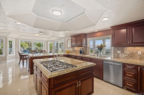 1535 Dorothea Rd, La Habra CA 90631-8204 exterior