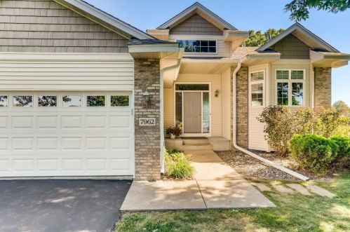 7962 Palmgren Ave, Otsego, MN 55330-4549