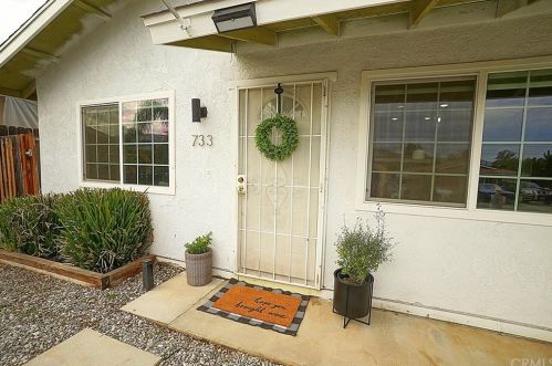 733 Acacia St, Lake Elsinore, CA 92530-4347