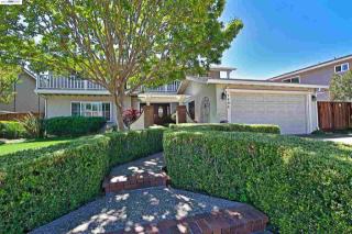 7494 Hillsdale Dr, Pleasanton, CA 94588-3719