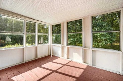 72 Spook Hl Rd, New Hamburg NY  12590-4305 exterior