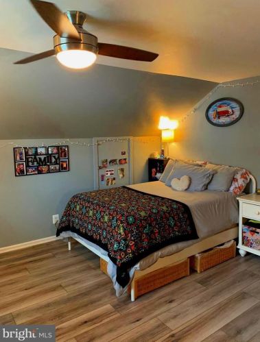 463 School Ln, Harleysville PA  19438-1714 exterior