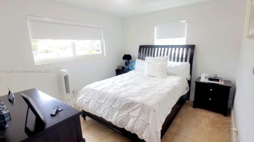 6900 3rd St, Hollywood FL  33023-1112 exterior