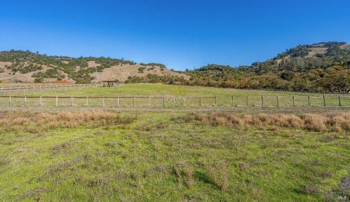 4933 Harville Rd, Santa Rosa CA  95409 exterior