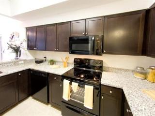 6975 Sierra Club Cir, Naples FL  34113-7337 exterior