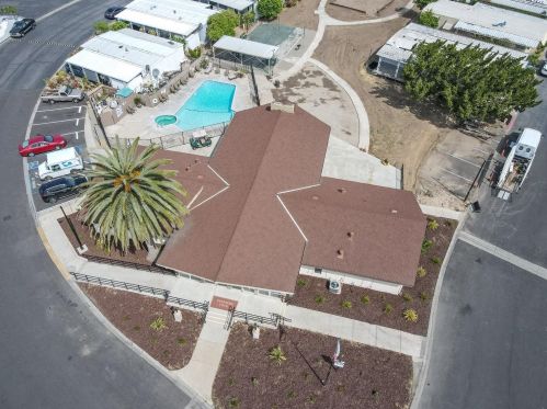 2845 Hatch Rd, Modesto CA  95351-4926 exterior