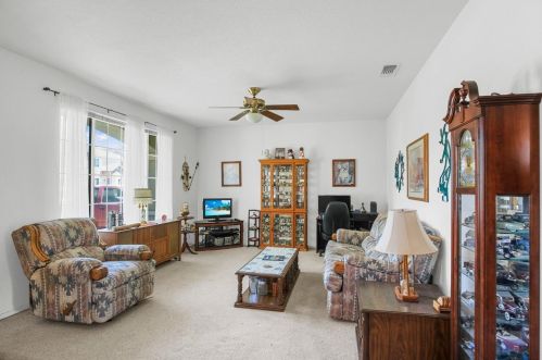 1958 Nehemiah Dr, Manteca, CA 95336-8544