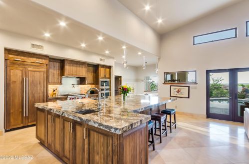 1931 Buck Rdg Pl, Tucson AZ 85737-6010 exterior