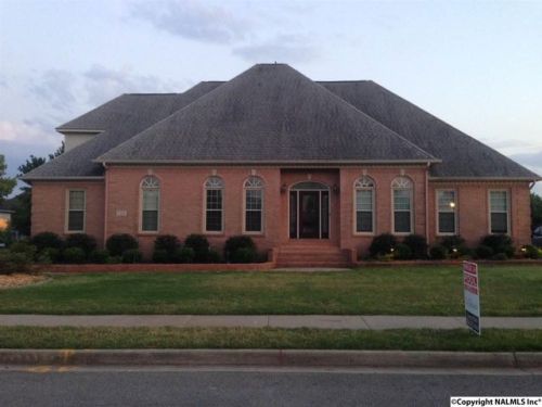 128 High Coach Way, Madison, AL 35758-7326