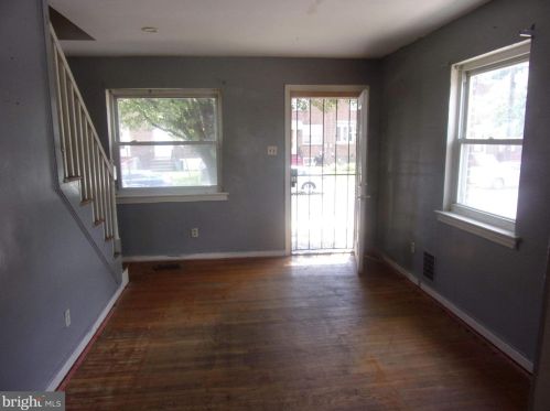 1301 Sayres Ave, Camden, NJ 08104-2003