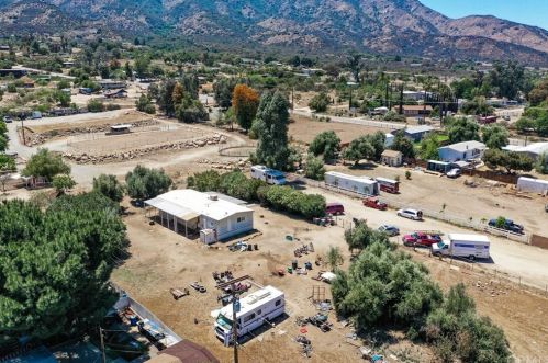 19657 Grand Ave, Lake Elsinore CA  92530-6024 exterior