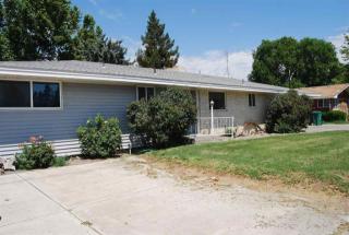 2622 10th Ave, Kennewick, WA 99336-4814
