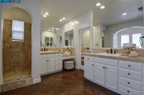 11030 Inspiration Cir, Pleasanton CA 94568-5530 exterior