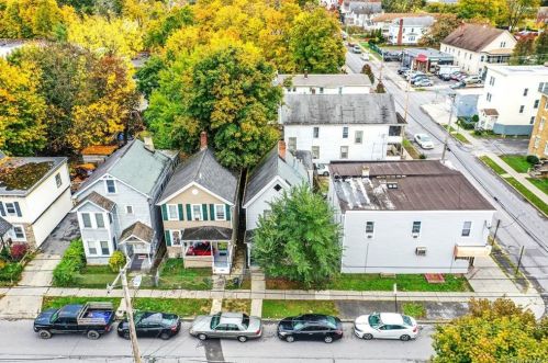 190 Winnikee Ave, Poughkeepsie NY  12601-2731 exterior