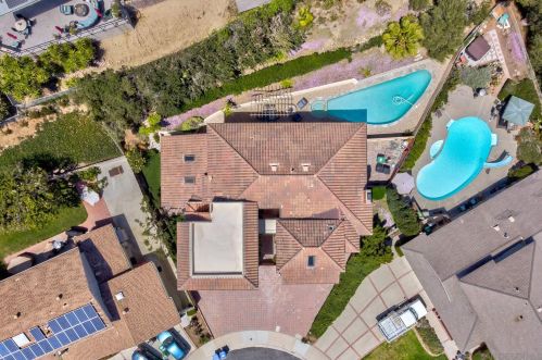 2176 Balfour Ct, San Diego, CA 92109-1416