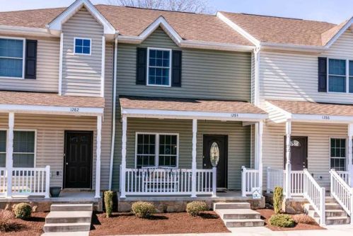 1284 Settlers Ln, Harrisonburg, VA 22802-6531