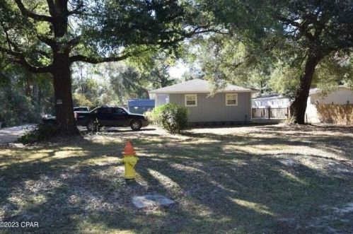 26 Sadler Cir, Freeport FL  32439-6126 exterior