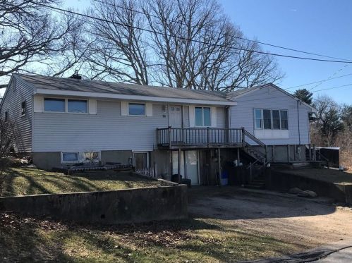 26 Arrowhead Rd, South Kingstown, RI 02882-4327