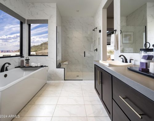 14236 Highland Ave, Scottsdale AZ 85256-2810 exterior