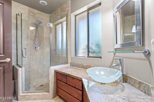 7039 Mcdonald Dr, Scottsdale AZ 85253-5406 exterior