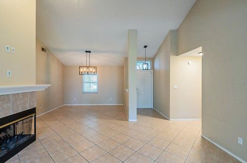 405 Country Wood Cir, Lake Mary FL  32746-4842 exterior