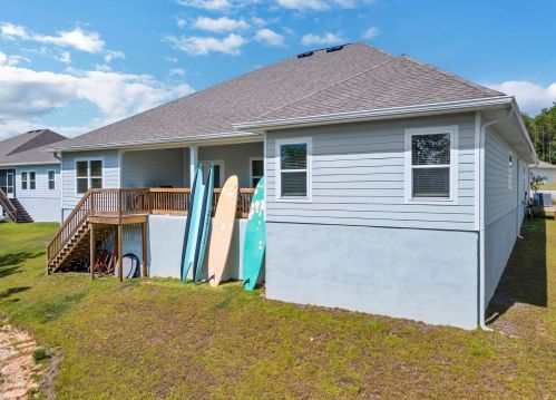 69 Hammock Oaks Blvd, Freeport FL  32439 exterior