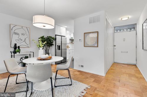 371 O St, Washington, DC 20024-2901