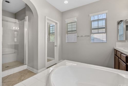 46346 Teton Trl, Temecula CA  92592-4139 exterior